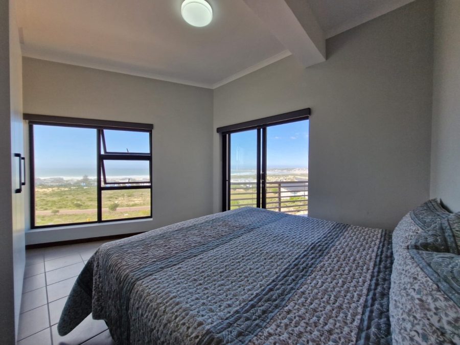 5 Bedroom Property for Sale in Stilbaai Oos Western Cape